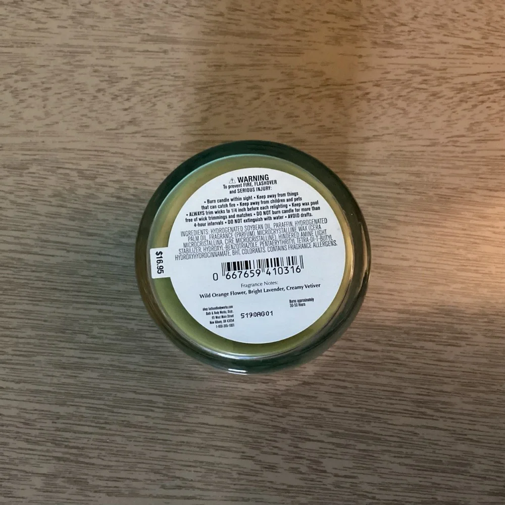 Bath And Body Works Free As A Flower Single Wick Candle - Picture 5 of 6